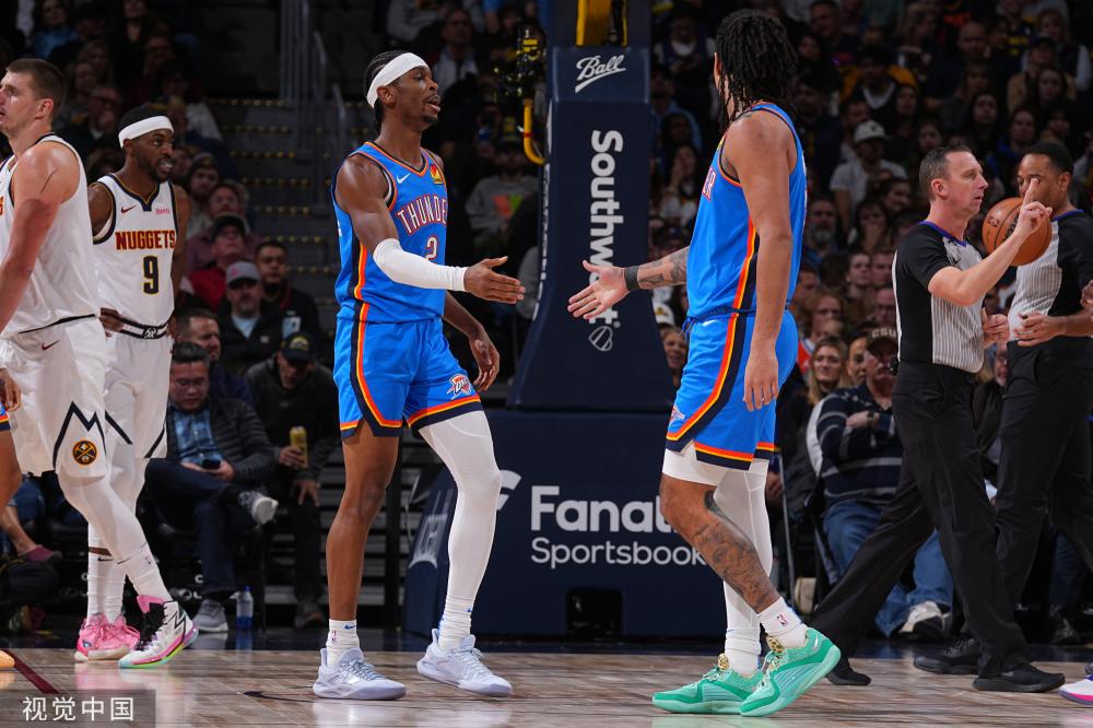 其中包括在 其中包括在