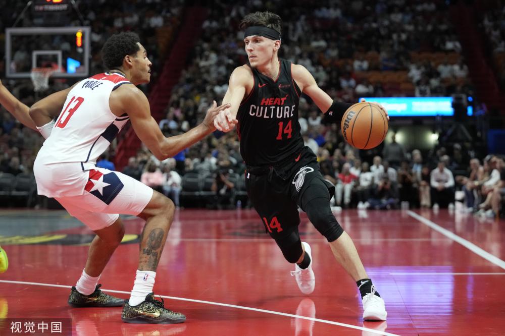 在篮球赛场 在篮球赛场